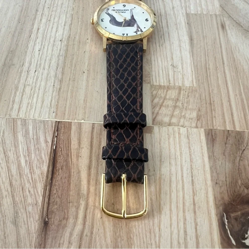 Unbranded Italian greyhound gold tone brown leather dress watch NEW BATTERY